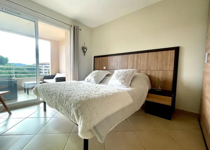 Апартаменты Salin Bay