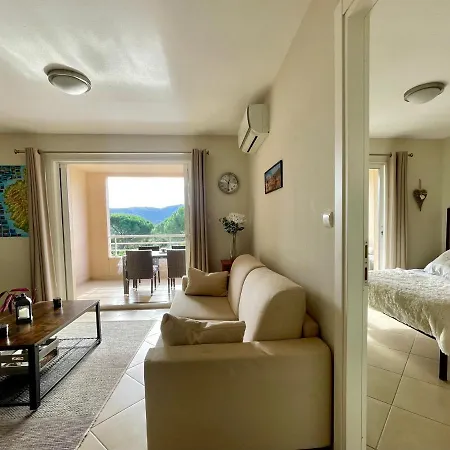 Apartment Salin Bay
