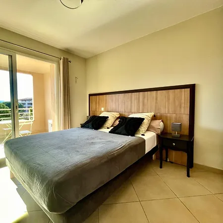 Salin Bay Apartment *